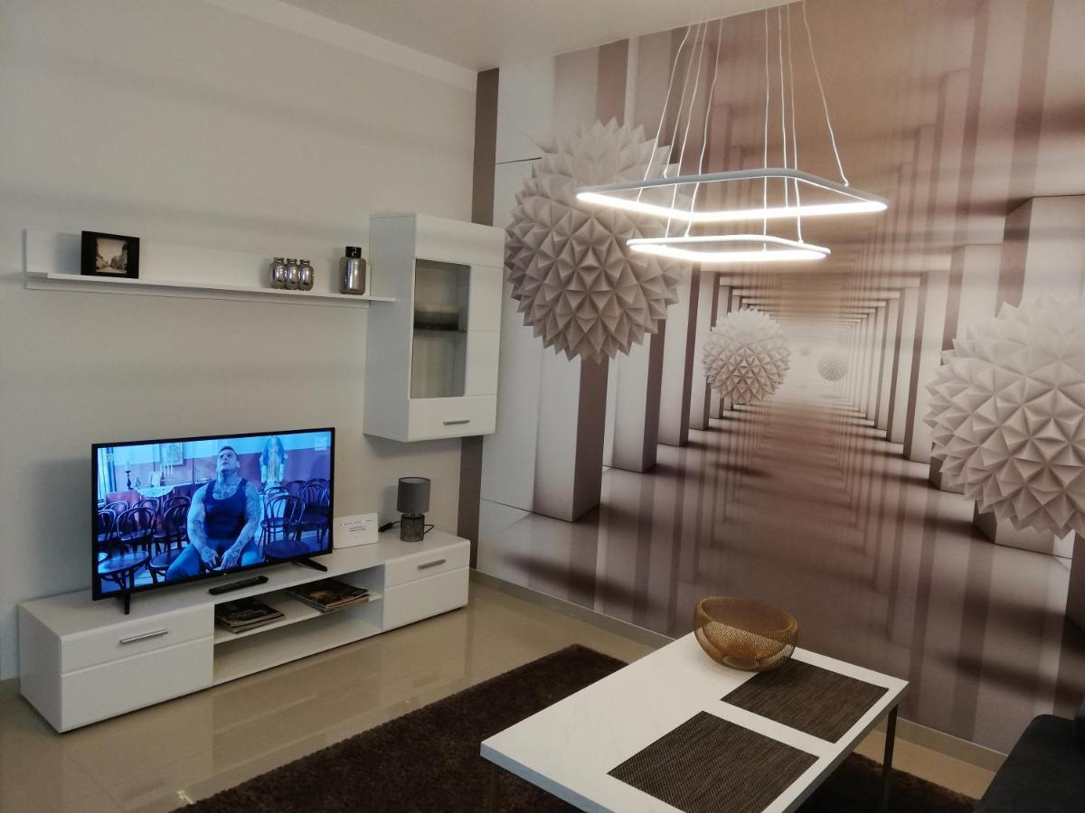 Apartament -Sweet Home Любін Екстер'єр фото
